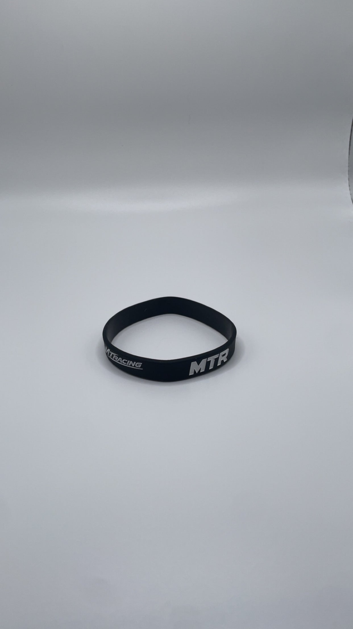 mtracing wrist band